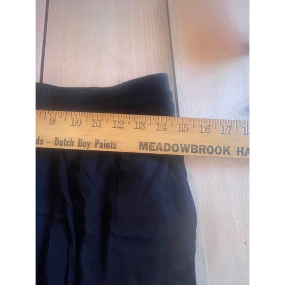 Women's Old Navy Black Jogger Pants with drawstring. Size XS - Picture 3 of 5